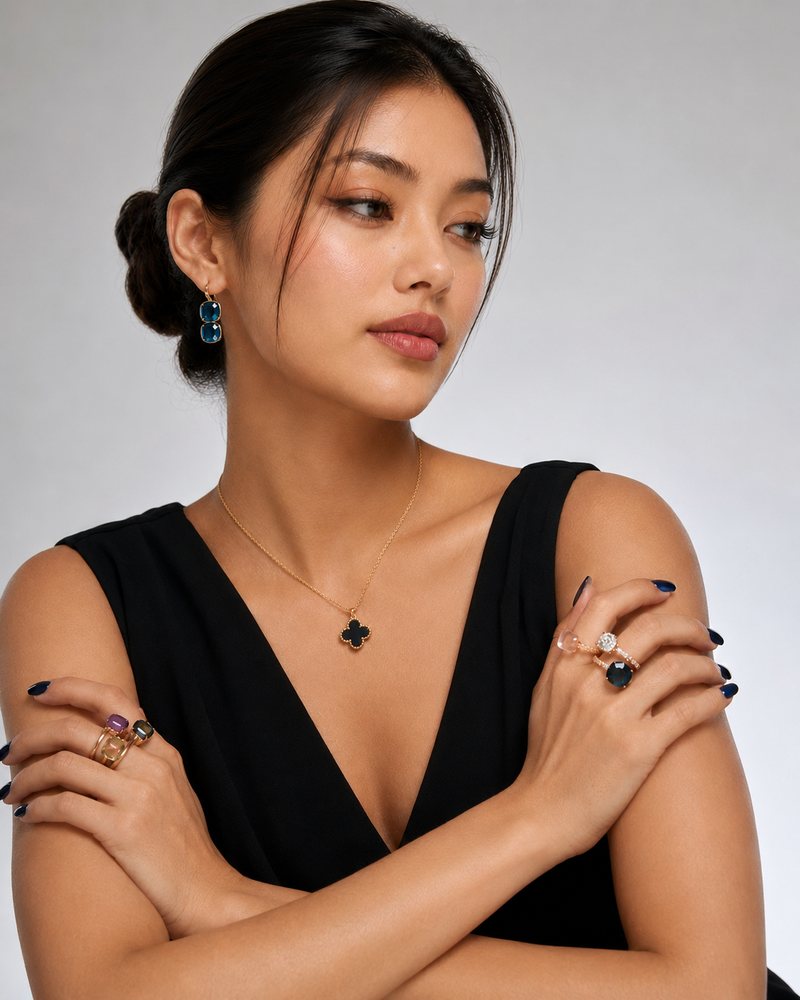 Midnight Clover Pendant Necklace