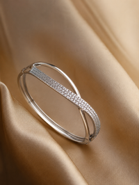 Celestia Crossline Bracelet