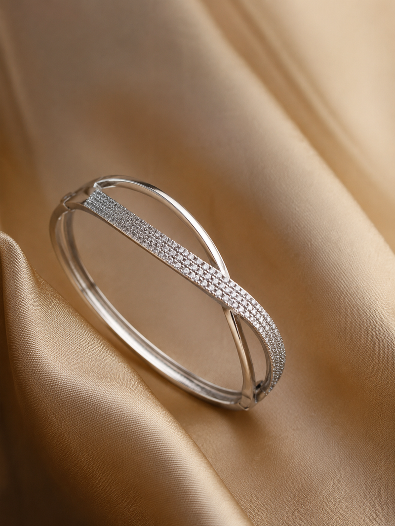 Celestia Crossline Bracelet