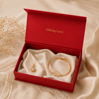 GiftingLove Classic Red Gift Box