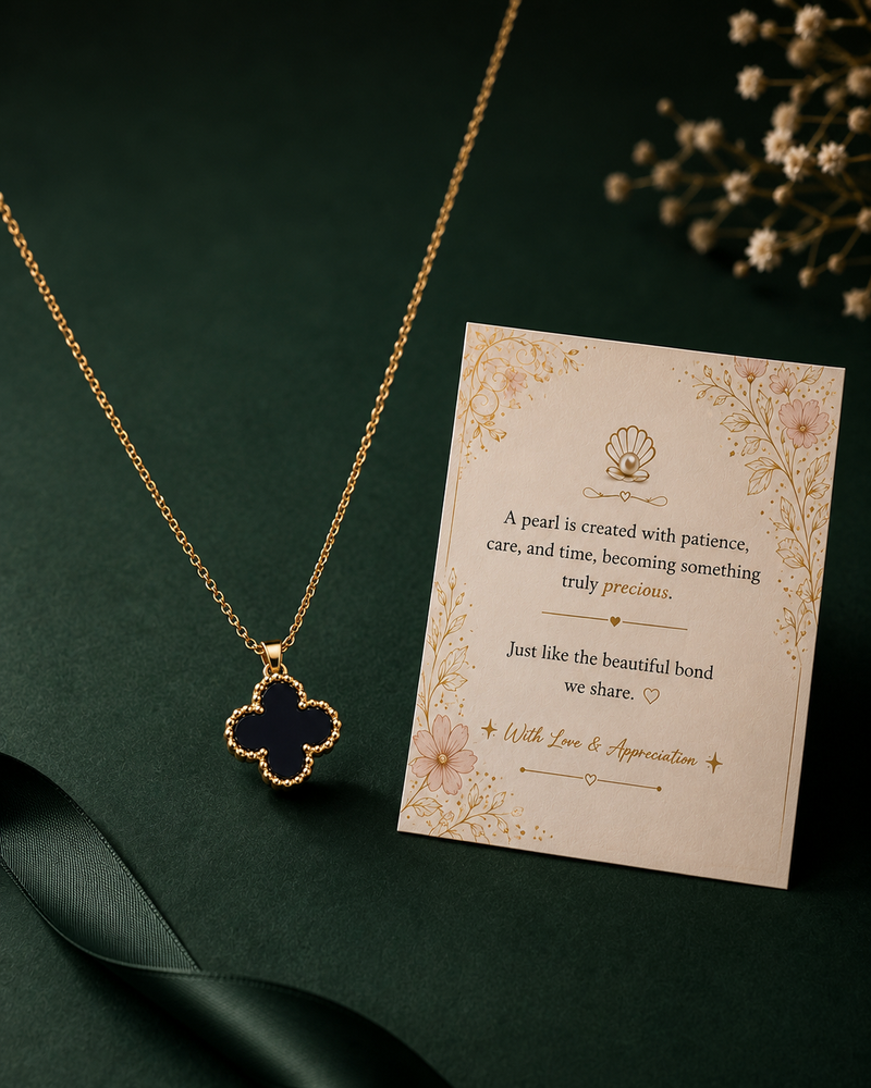 Queen's Clover Pendant